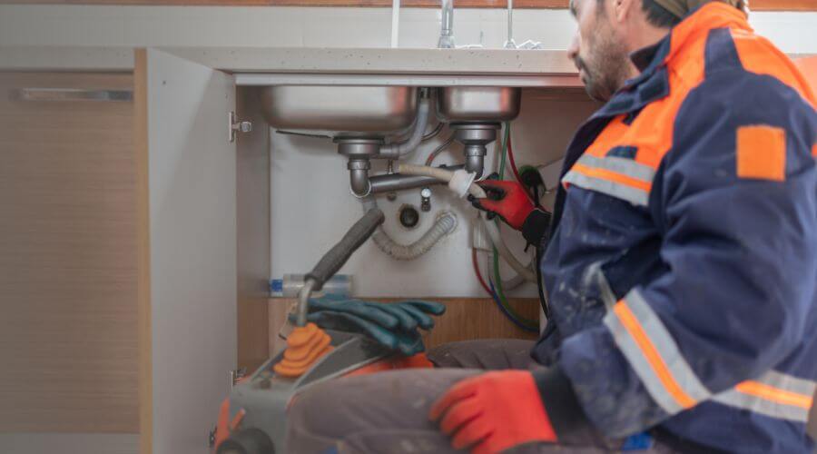 Professional slab leak plumber services in Gibsland, LA
